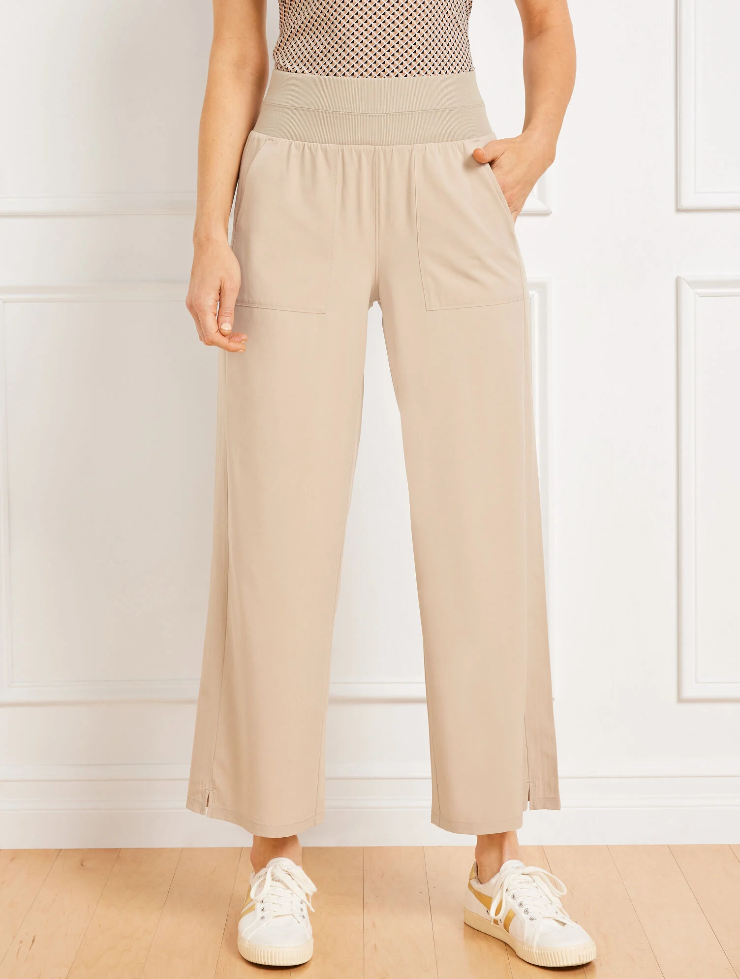 Lightweight Woven Stretch Utility Pants