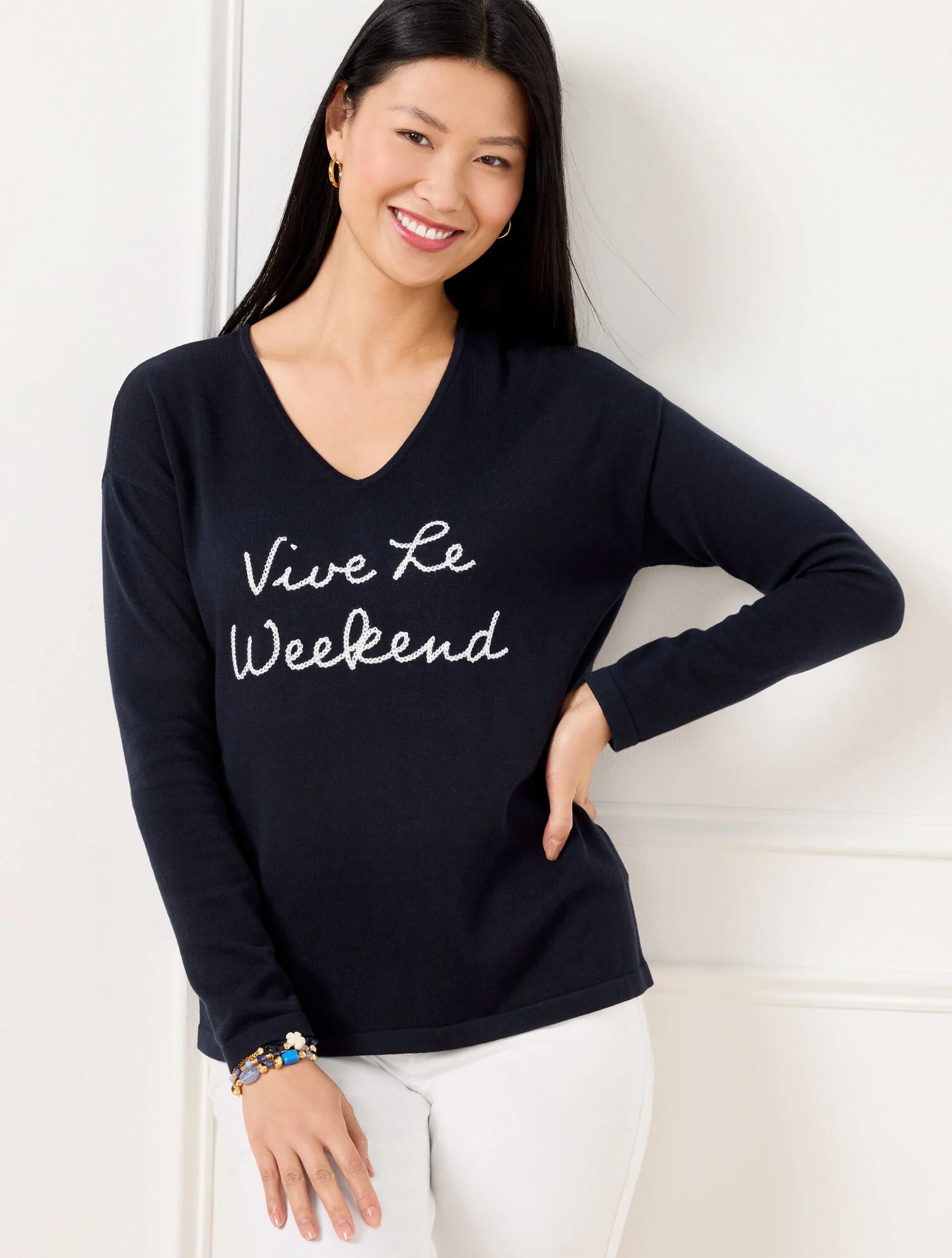 Weekend V-Neck Pullover