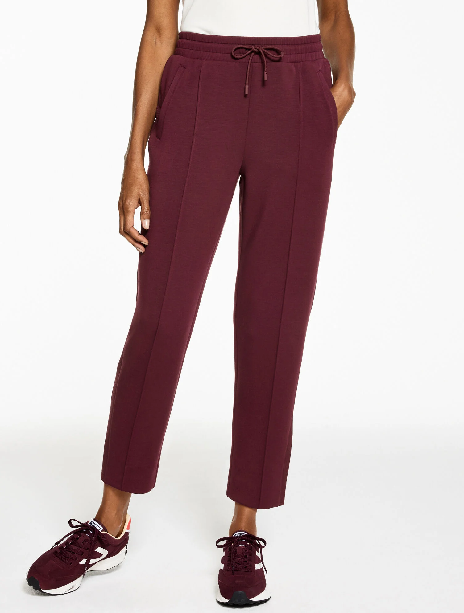 AirKnit Stretch Tapered Leg Pants