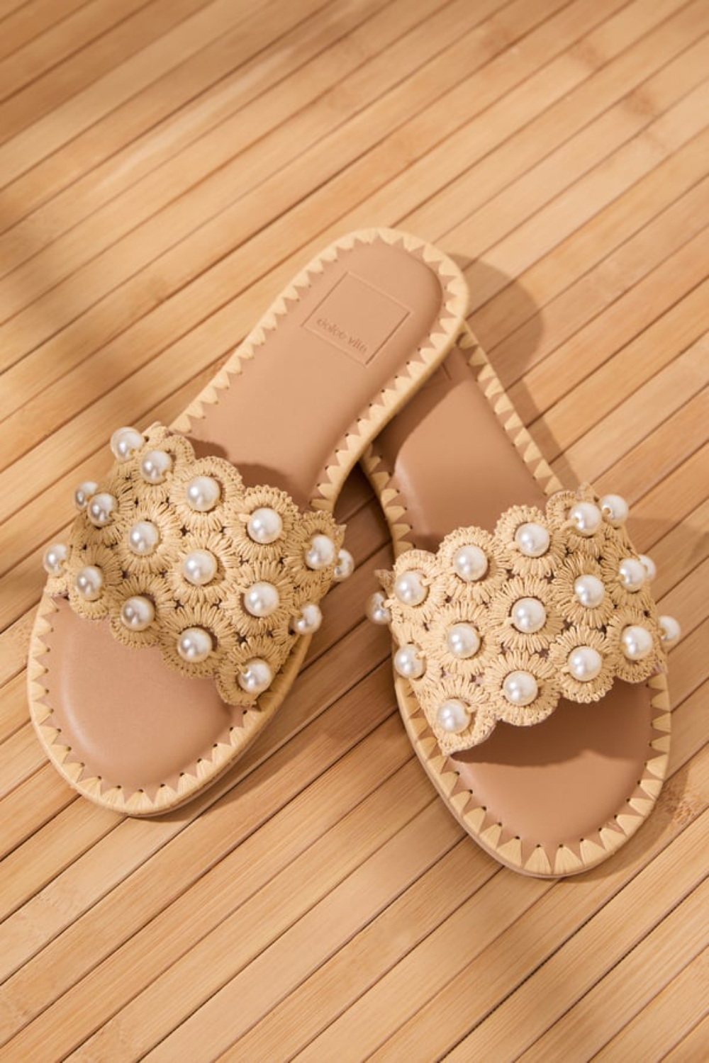 Harlyn Pearl Sandals By Dolce Vita