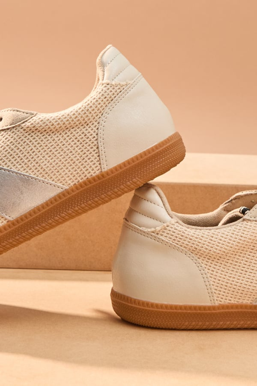 Sydney Sneakers