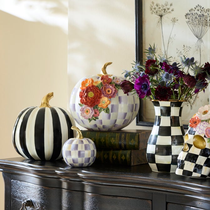 Violet Check Cascade Floral Pumpkin