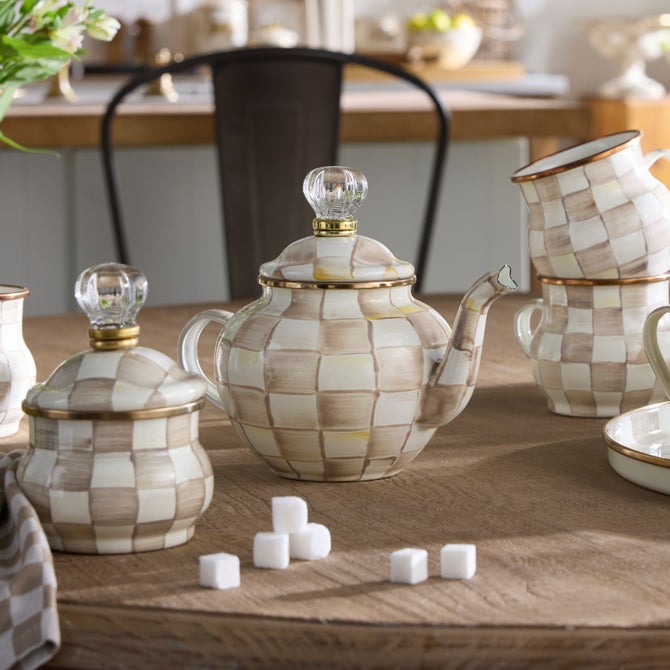 Enamel Check 4 Cup Teapot