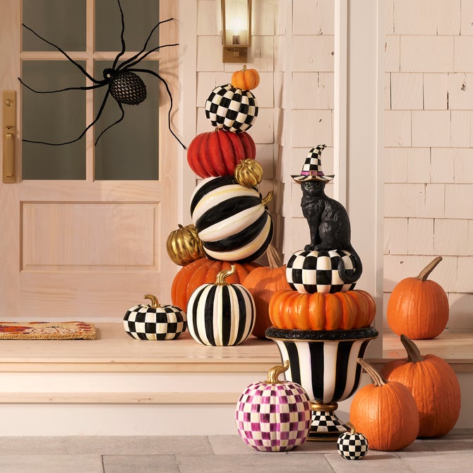 Pumpkin Patch Trophy Topiary