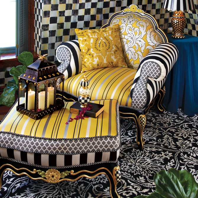 Queen Bee Chair