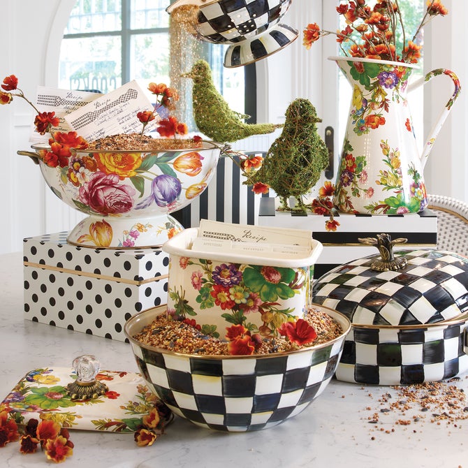 Courtly Check 5 Quart Casserole