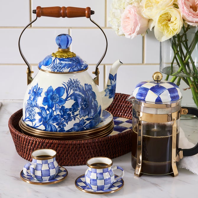 Royal English Garden 2 Quart Tea Kettle