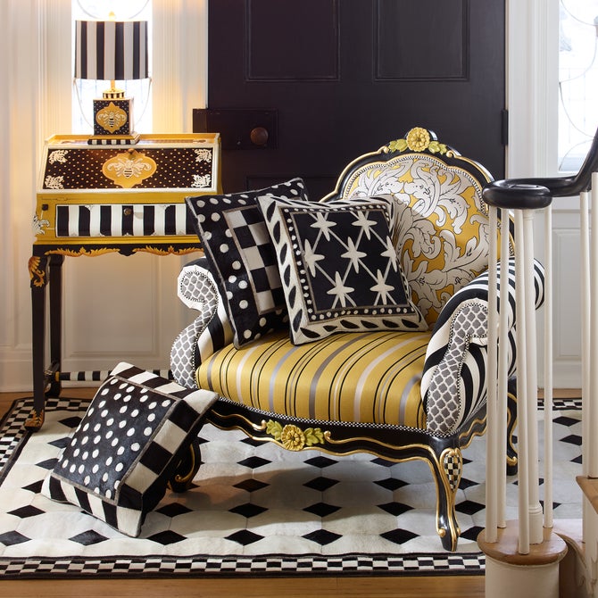 Queen Bee Chair