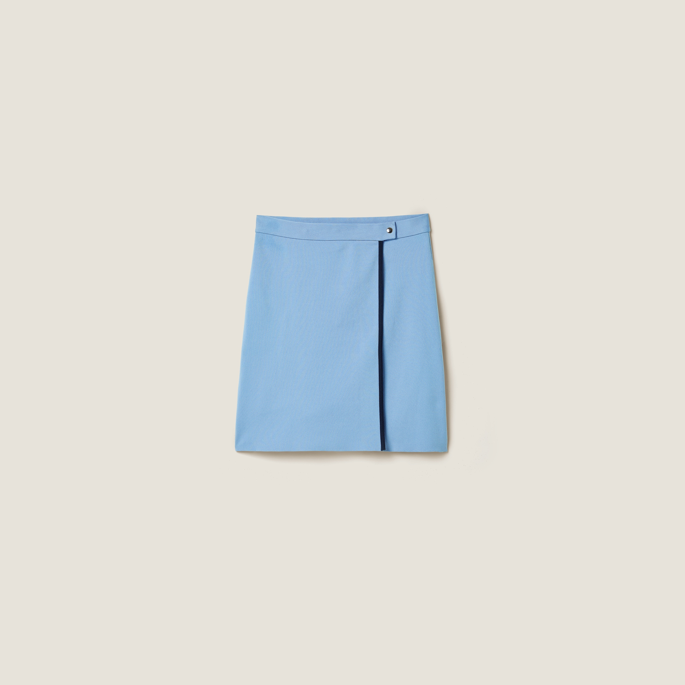 Technical yarn skirt