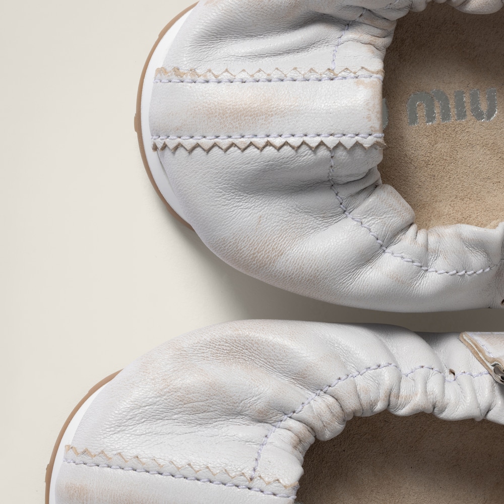 Bleached nappa leather ballerinas
