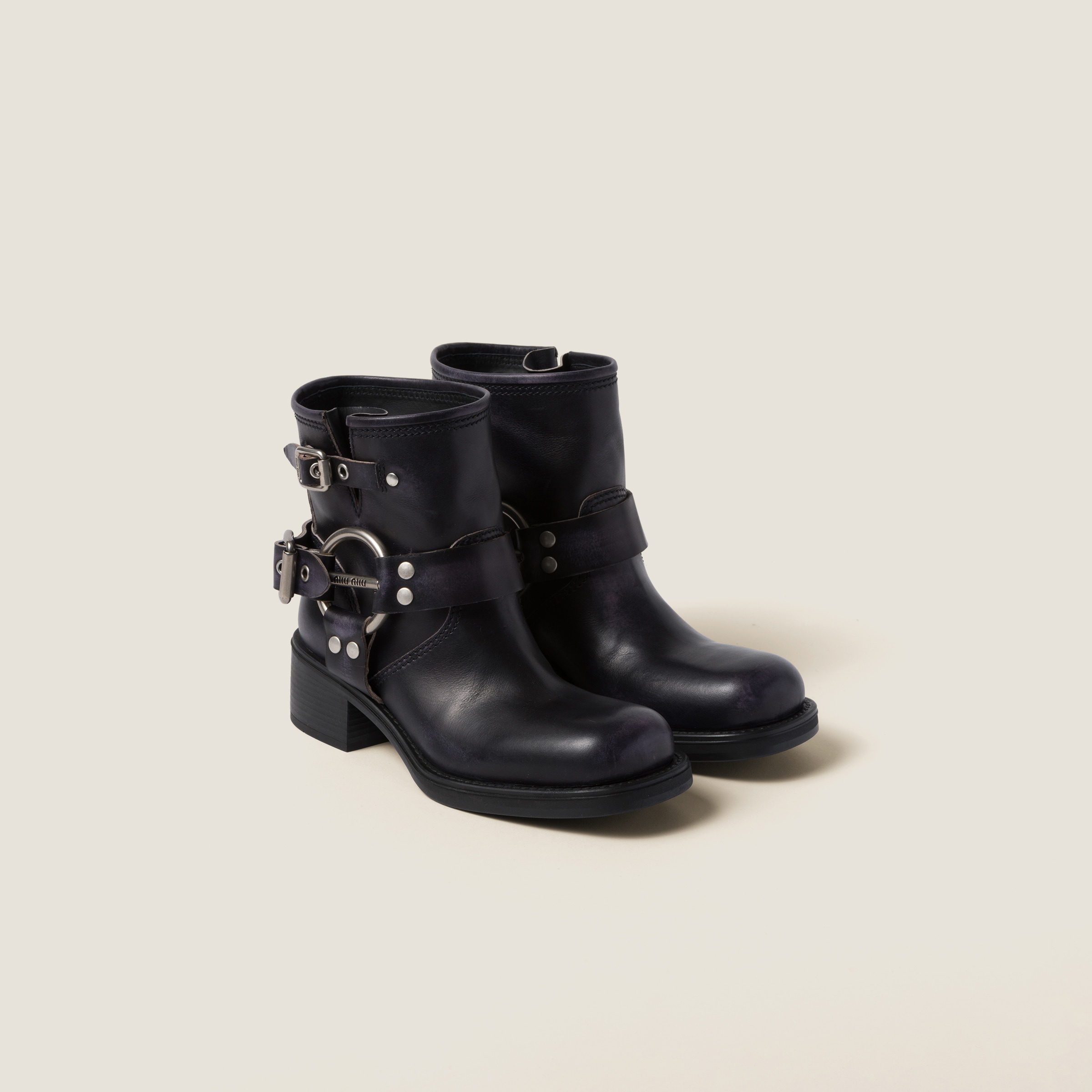 Vintage-look leather booties