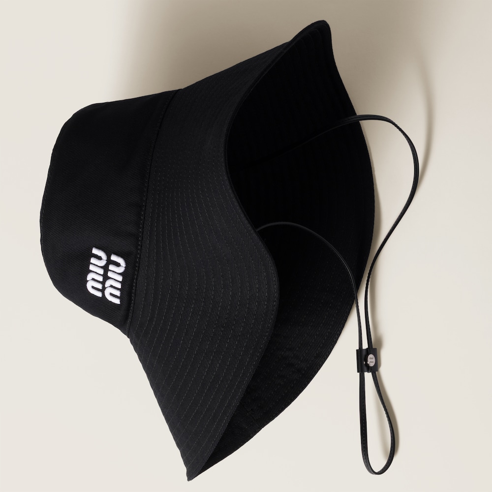Drill hat