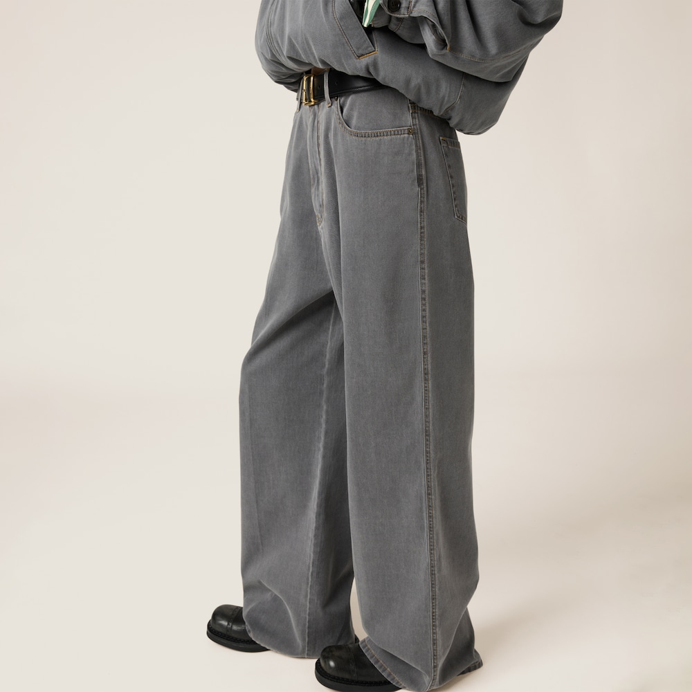 Chambray jeans