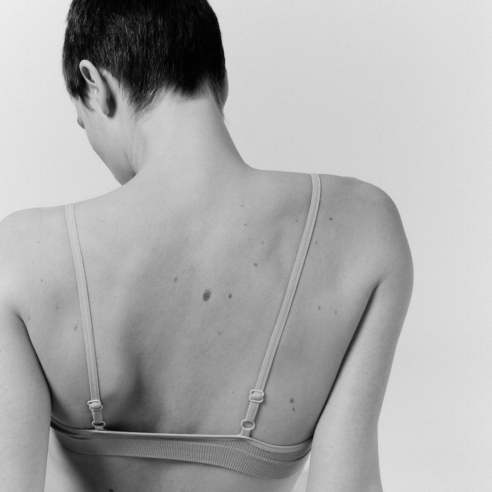 Seamless bra