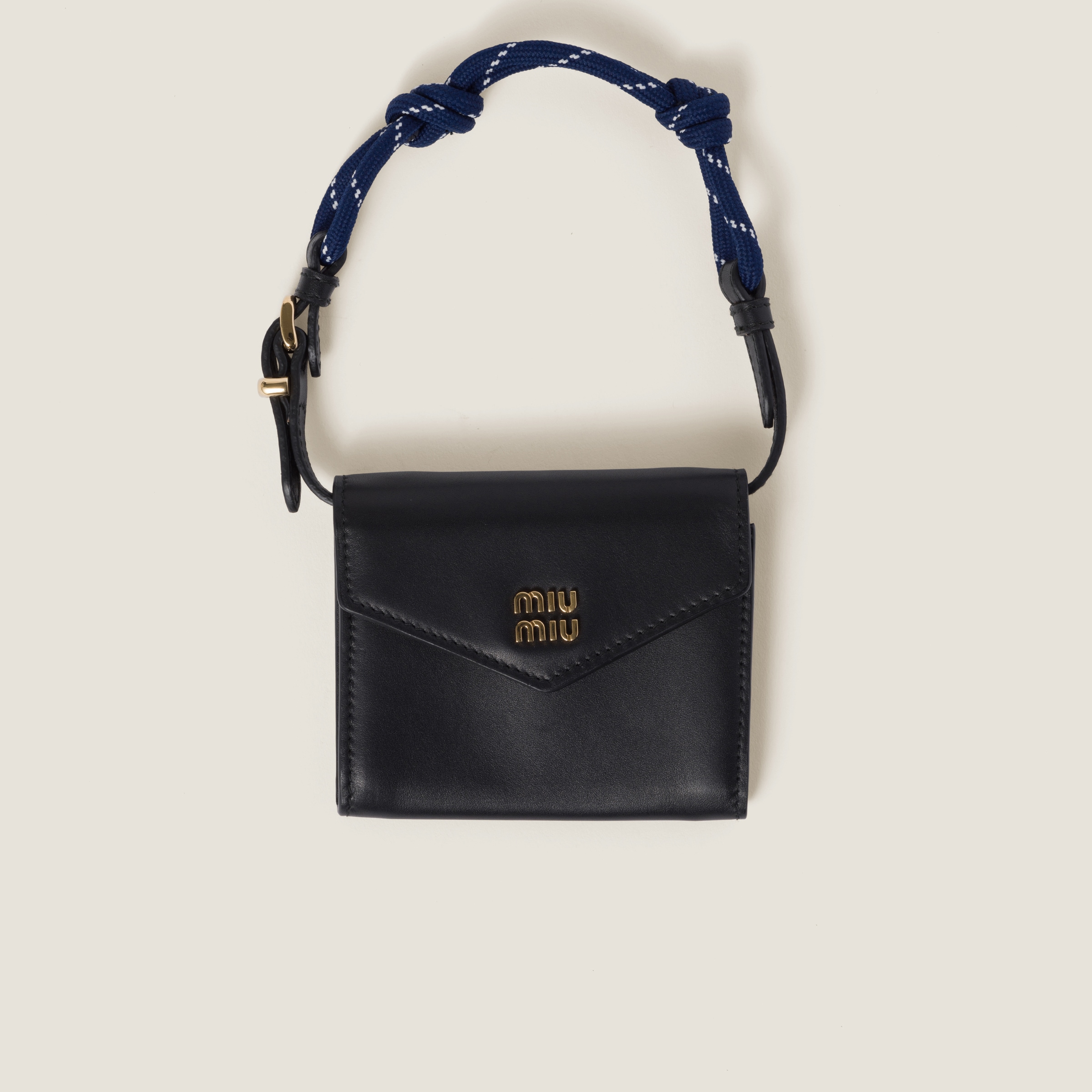 Leather shoulder wallet
