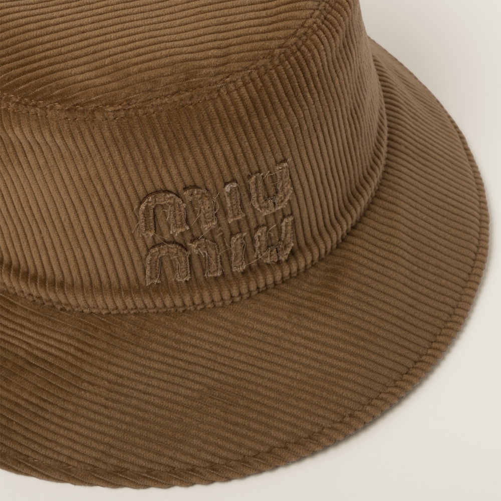 Velvet bucket hat