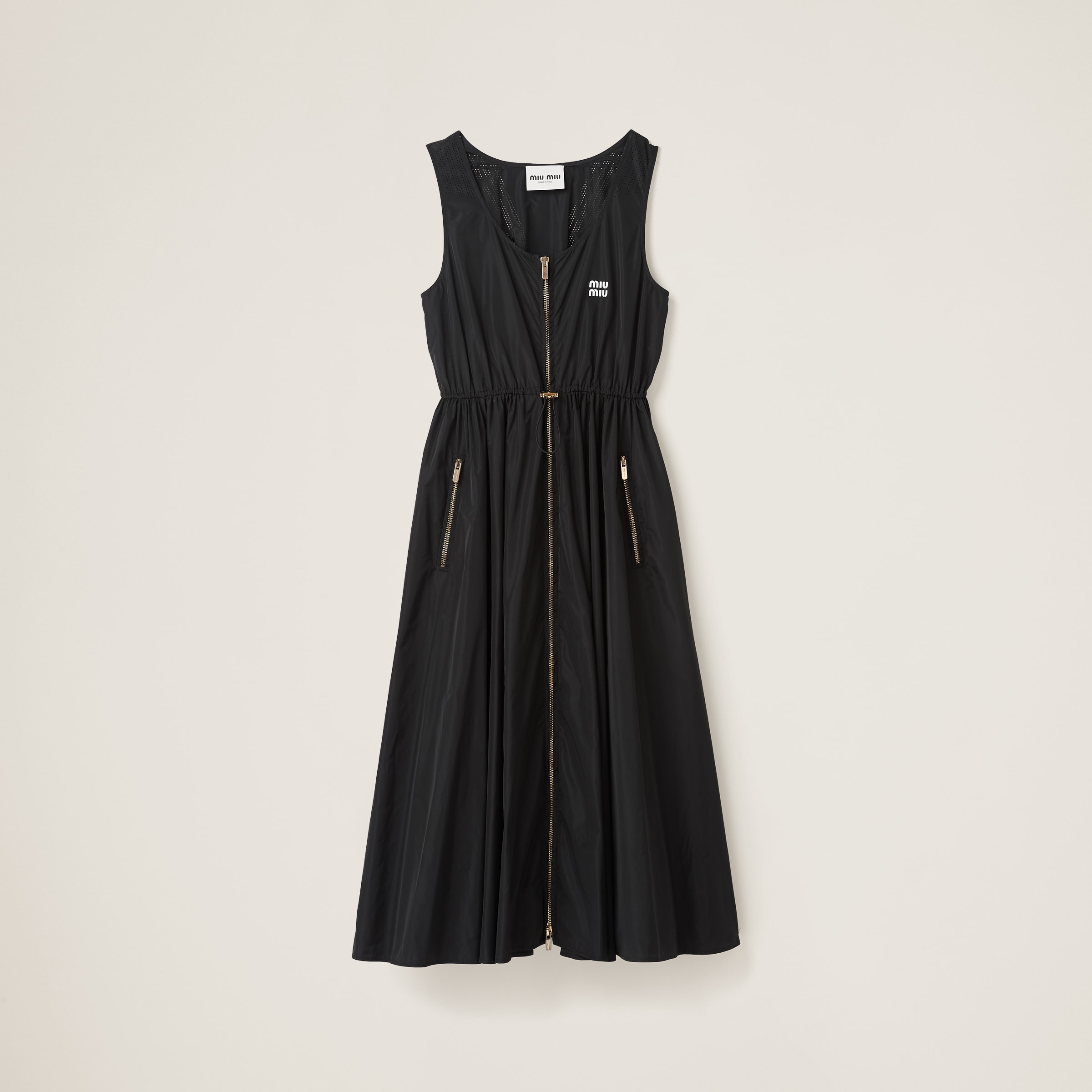 Sleeveless technical silk dress
