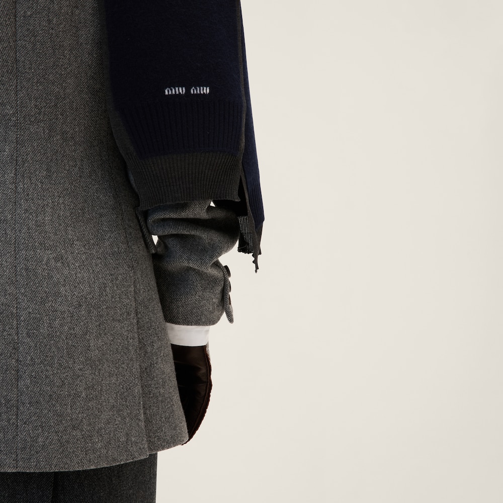 Single-breasted double wool jacket