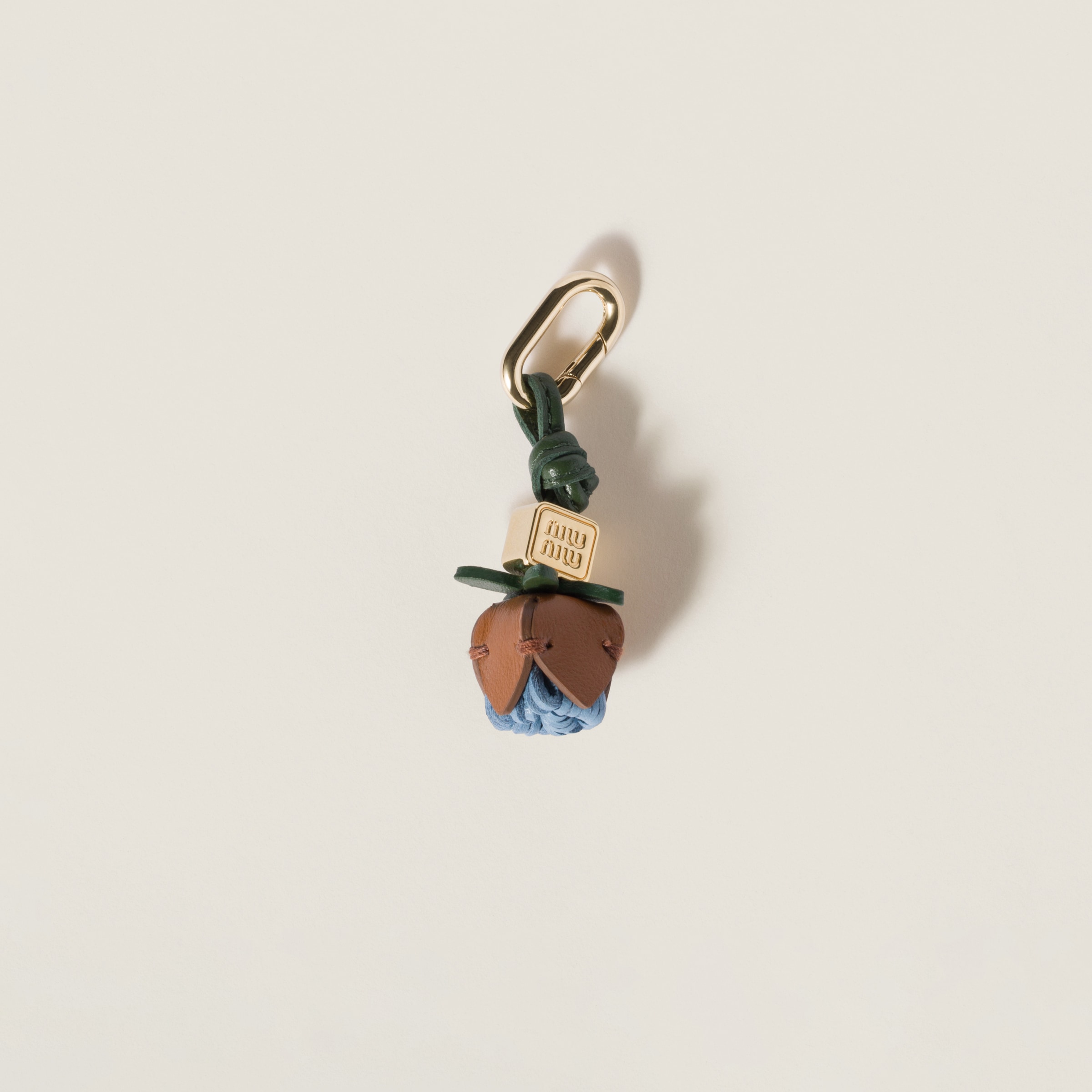Leather micro trick