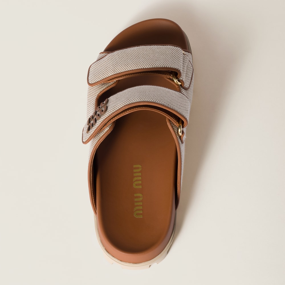 Canvas slides