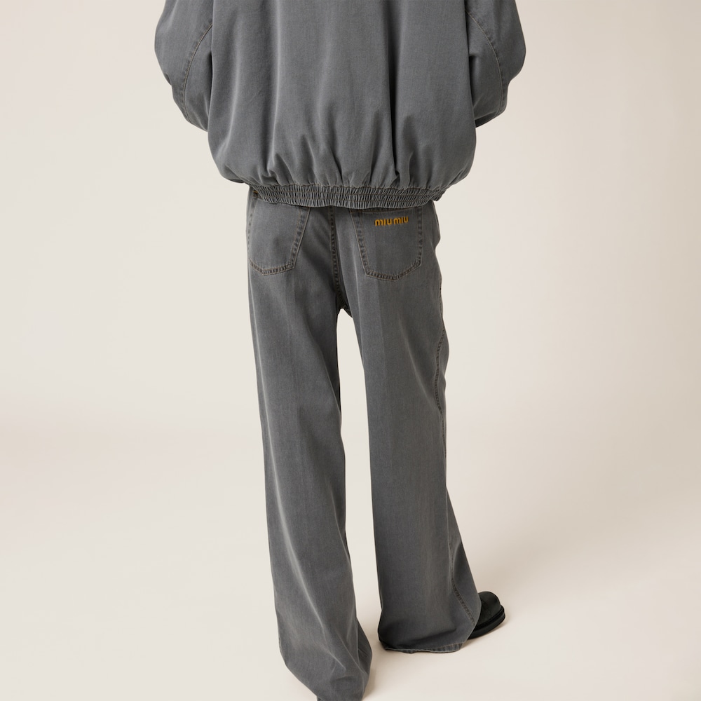 Chambray jeans