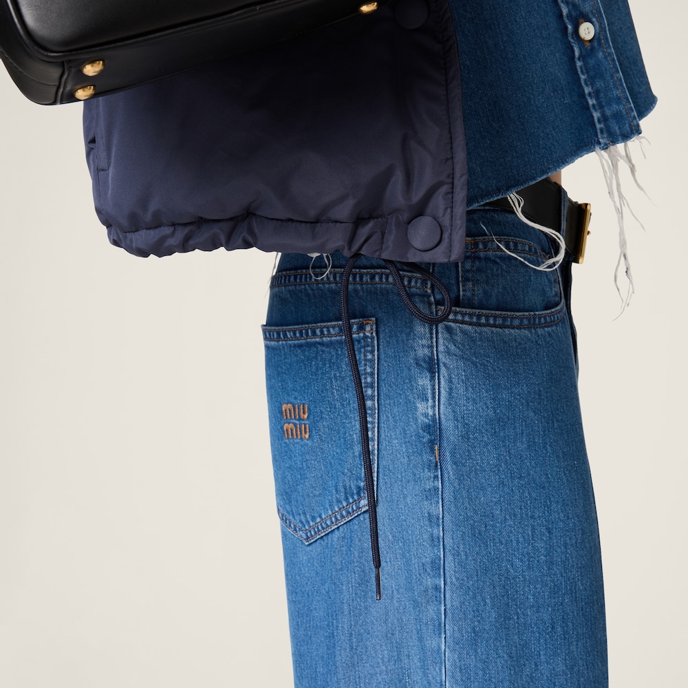 Technical pongé cropped down jacket