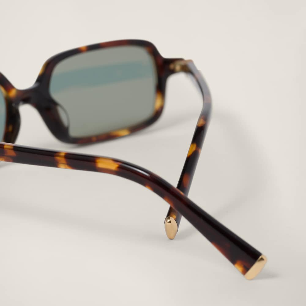 Miu Regard sunglasses