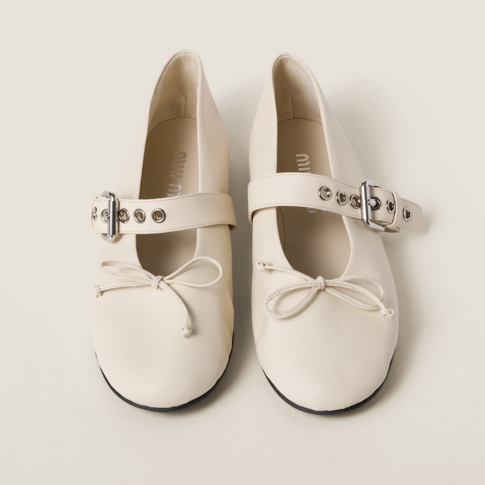 Leather ballerinas
