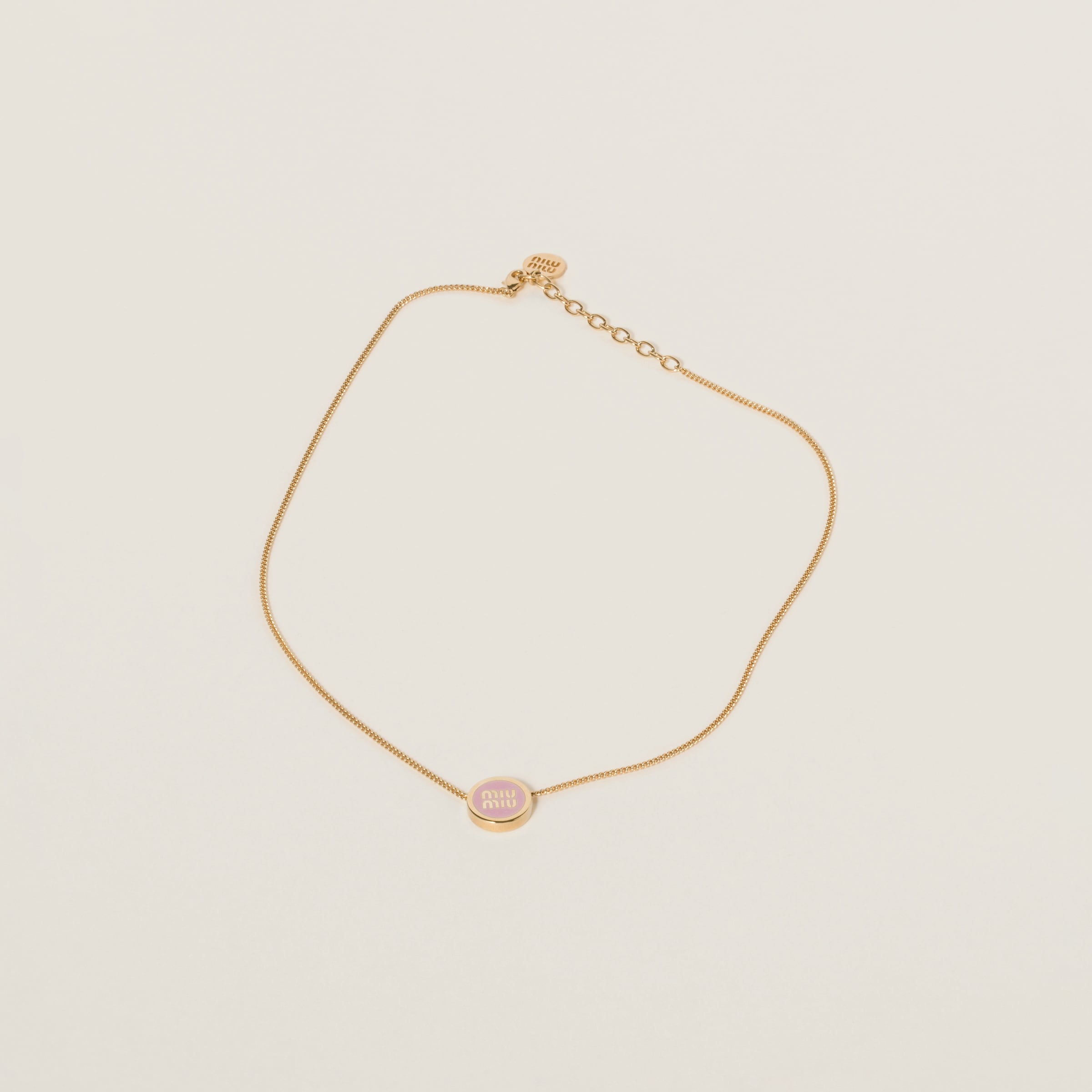 Metal necklace