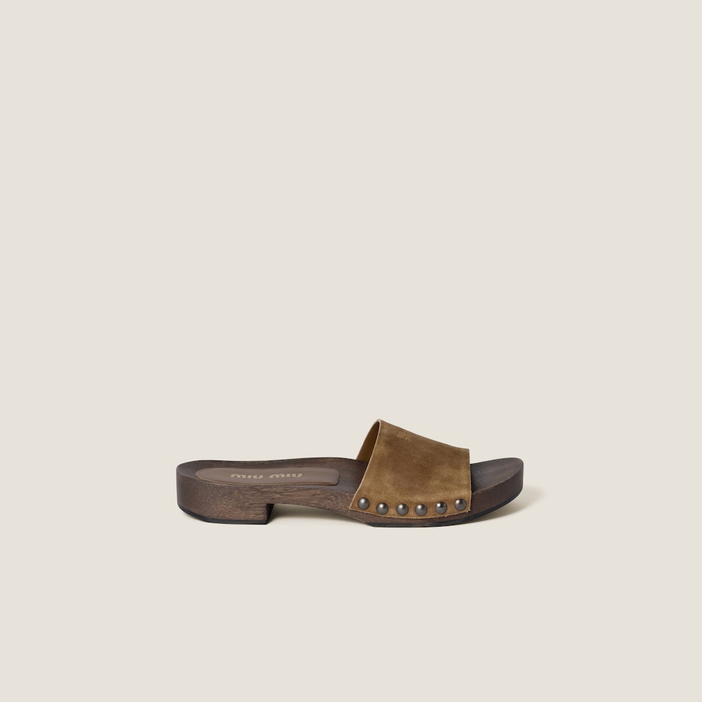 Faded suede clogs