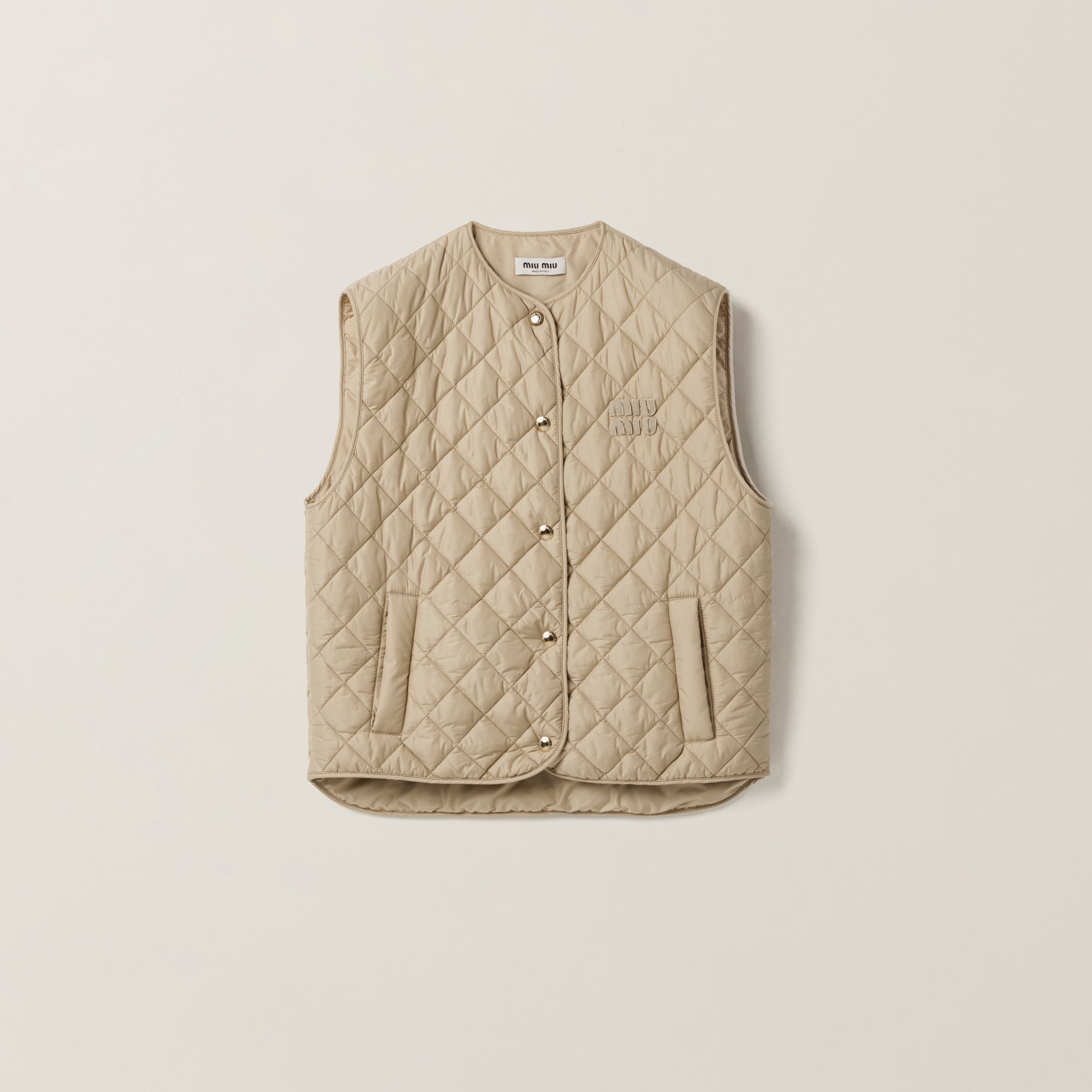 Technical fabric vest
