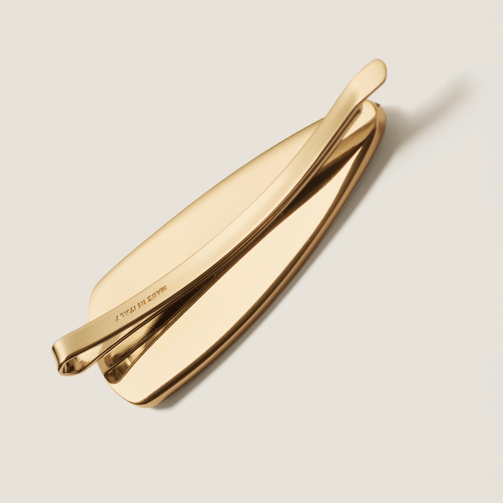 Enameled metal hair clip