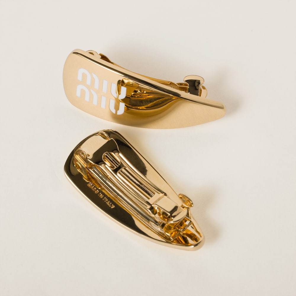 Enameled metal hair clips