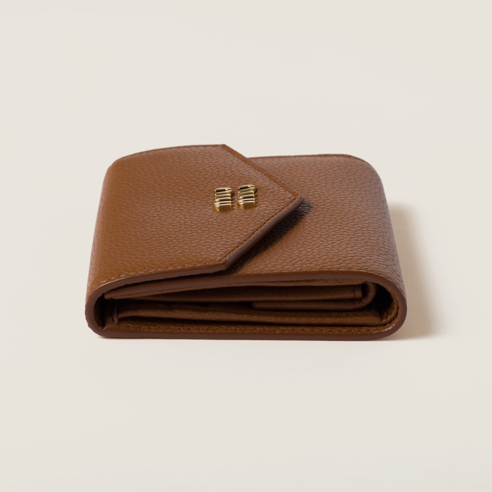 Small leather wallet