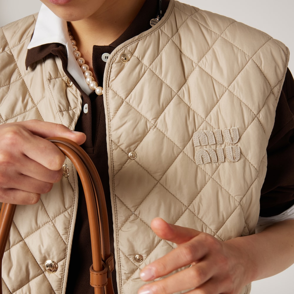 Technical fabric vest