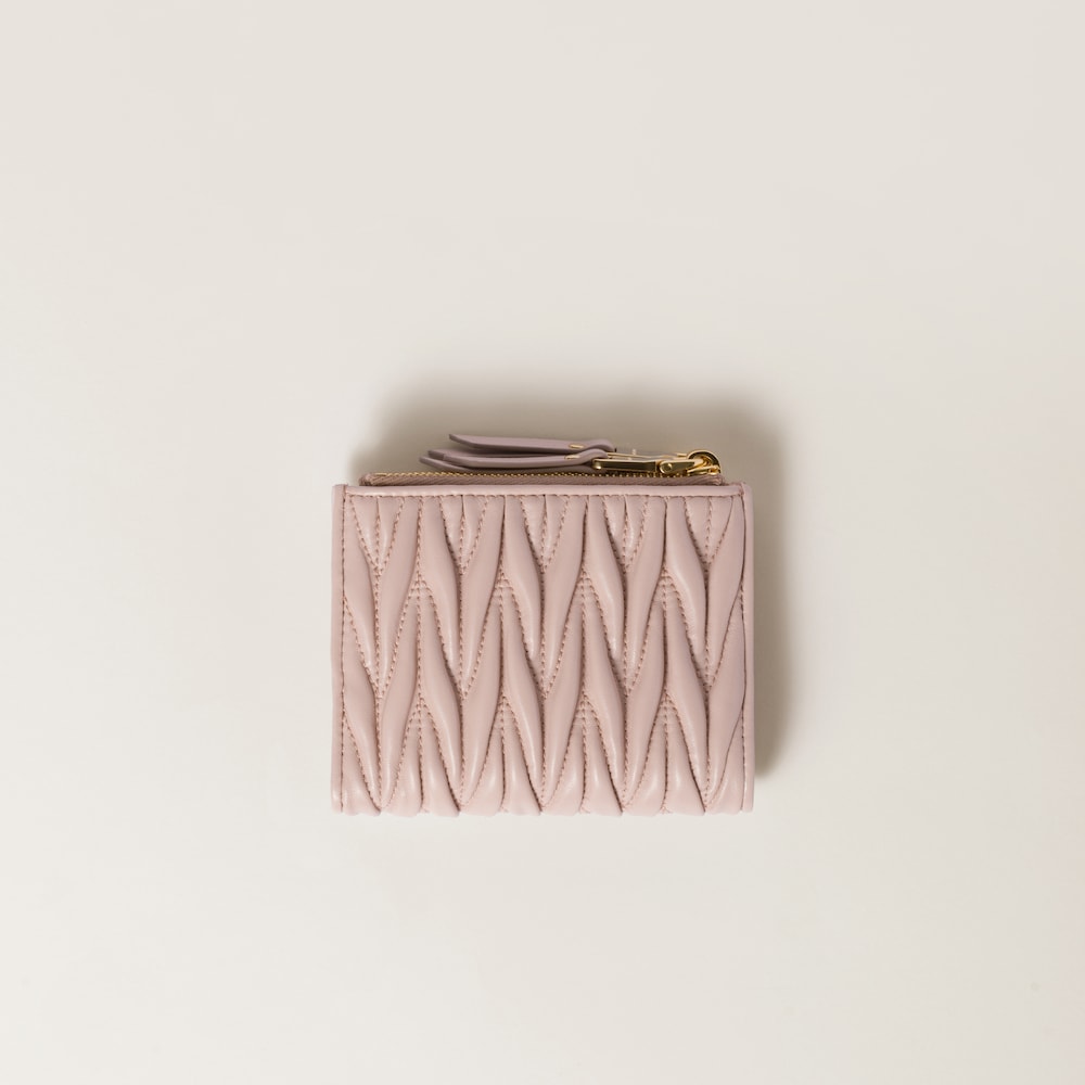 Small wallet in matelassé nappa leather