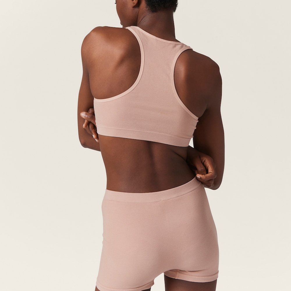 Seamless boxer shorts