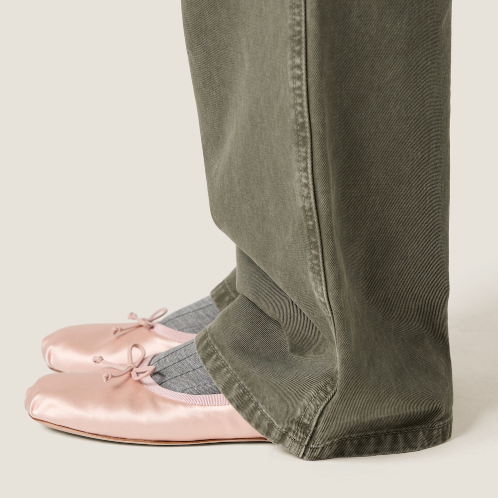 Garment-dyed gabardine pants