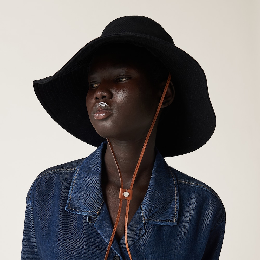 Drill hat