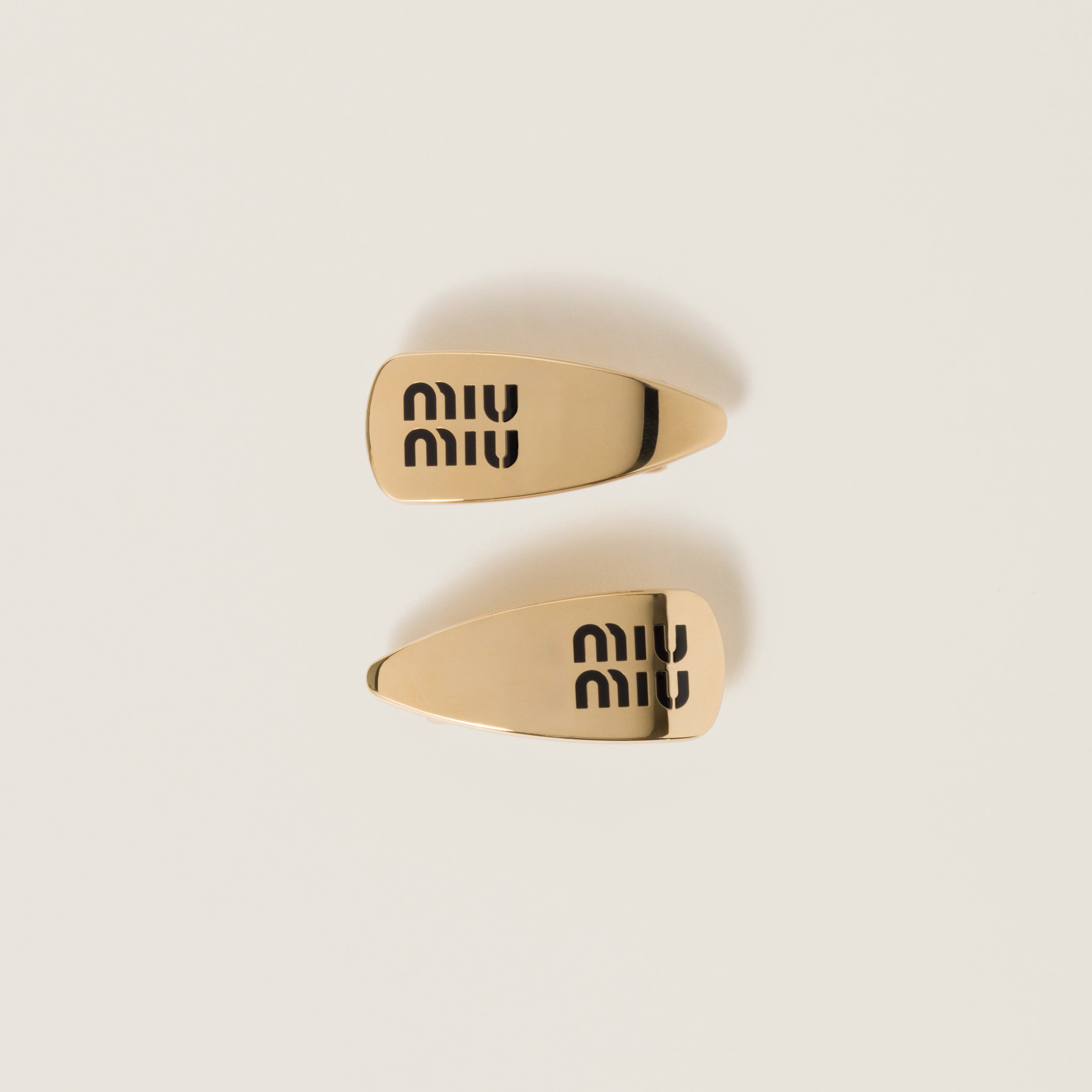 Enameled metal hair clips