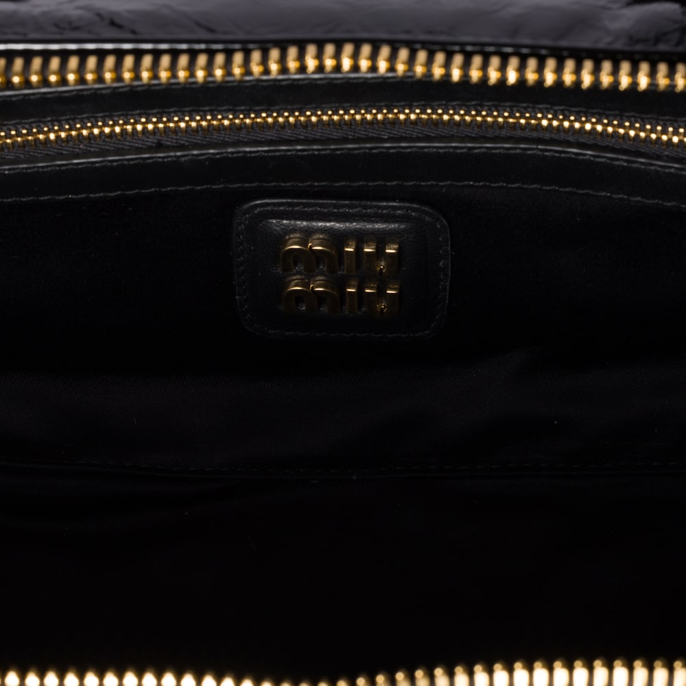 Beau naplak patent leather bag