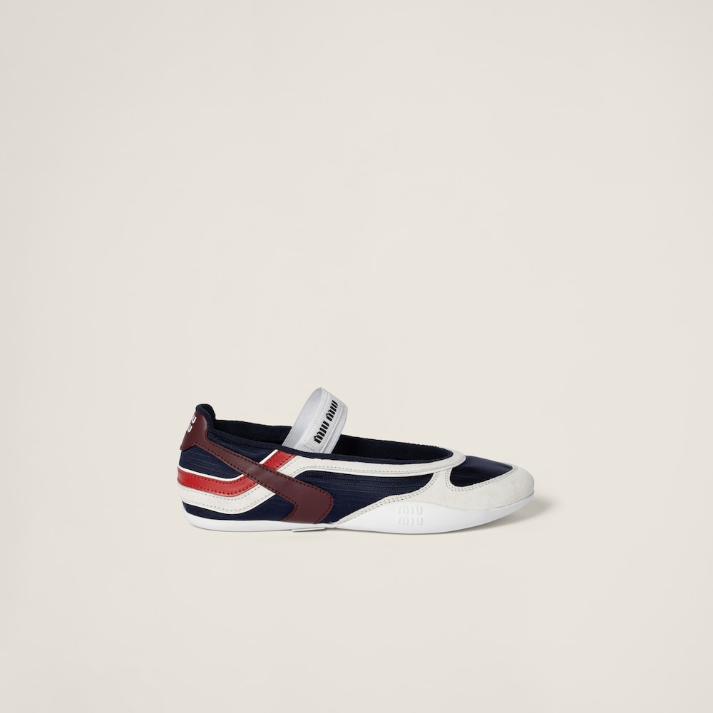 Gymnasium technical fabric and suede ballerinas