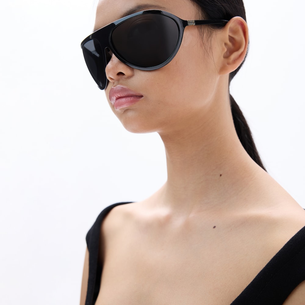 Miu Enigme sunglasses