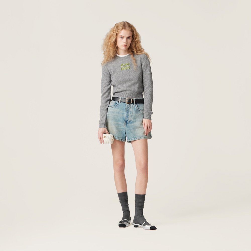 Cashmere sweater