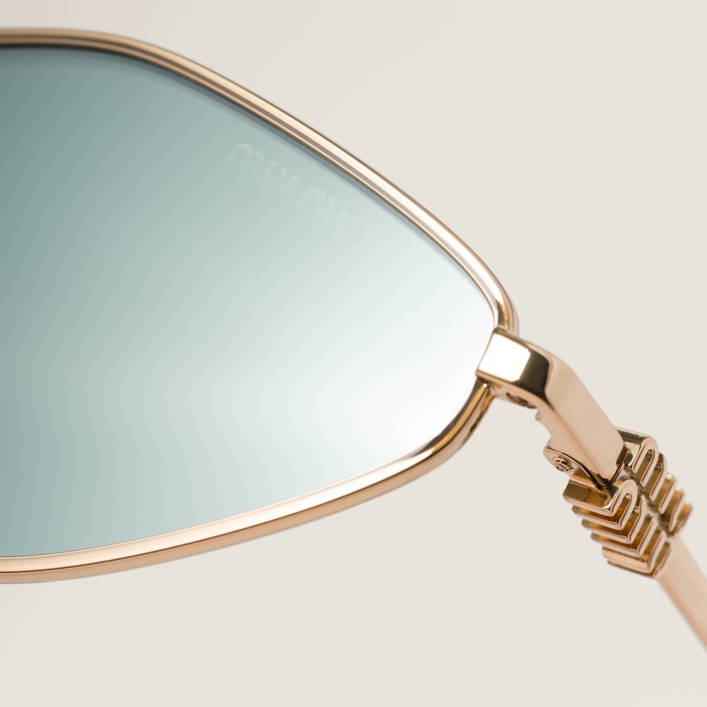 Miu Miu Logo sunglasses
