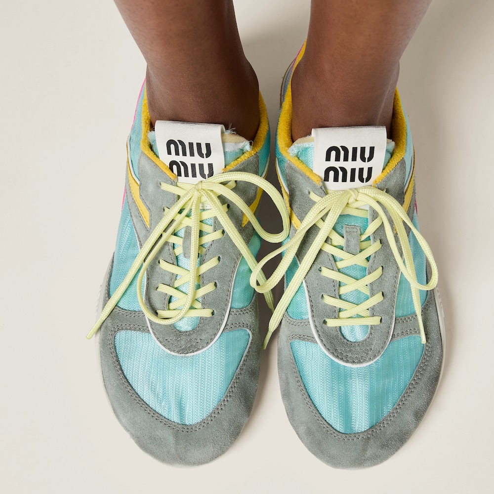 Gymnasium technical fabric and suede sneakers