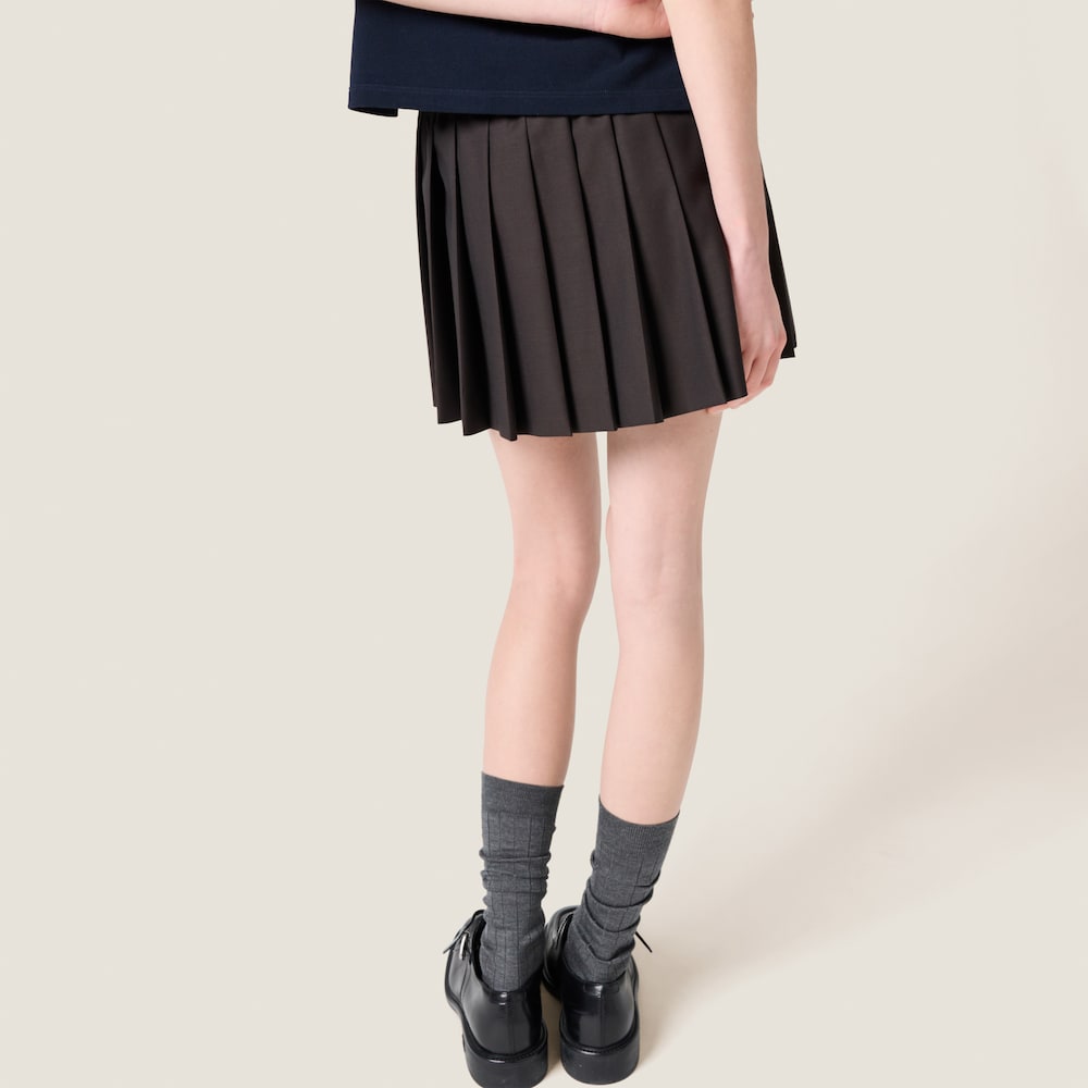 Pleated Batavia skirt