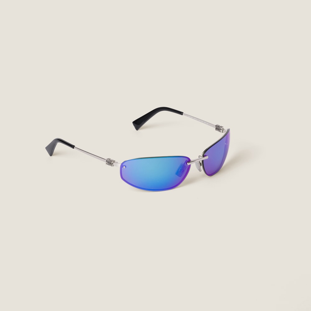 Miu Nocturne sunglasses