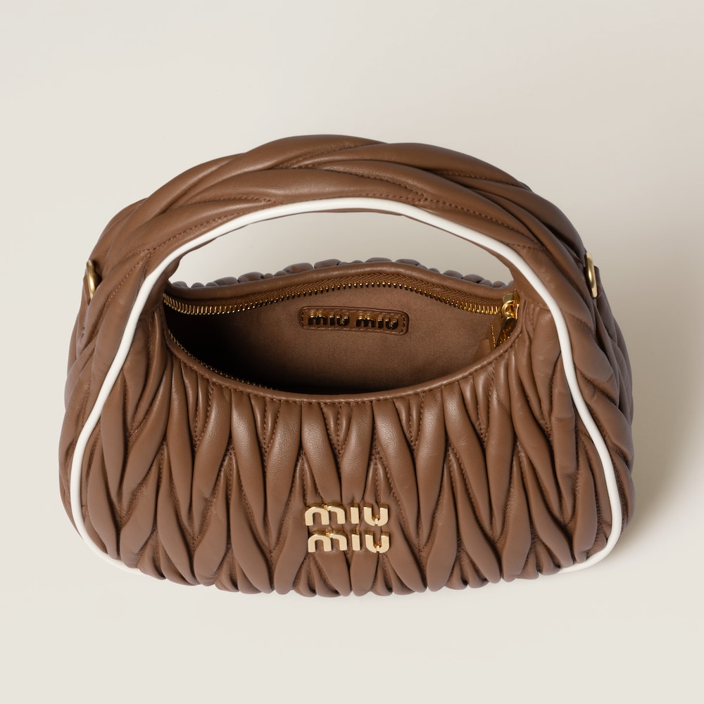 Wander matelassé nappa leather bag