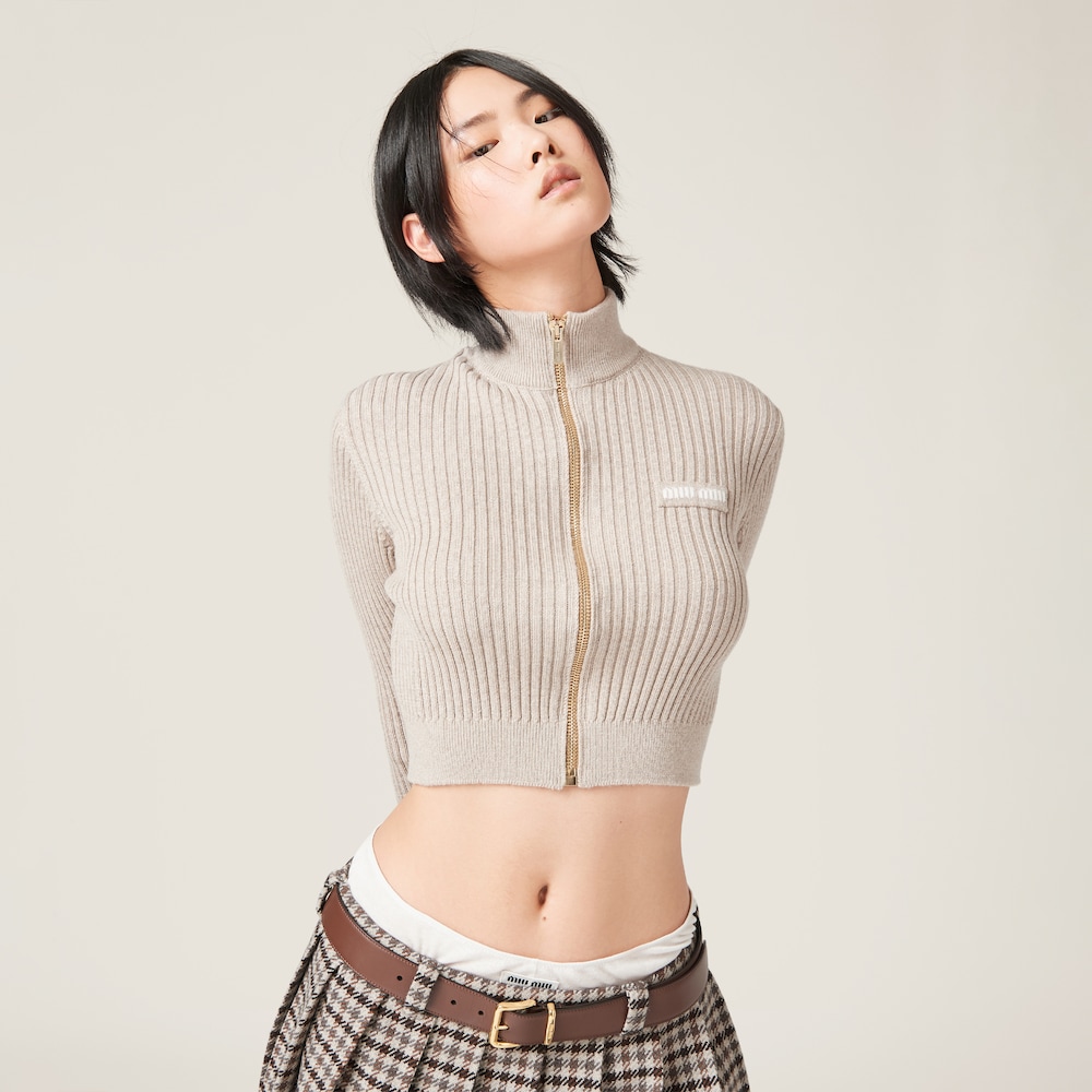 Wool knit cardigan
